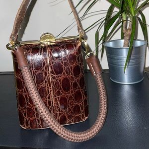 Vintage box bag